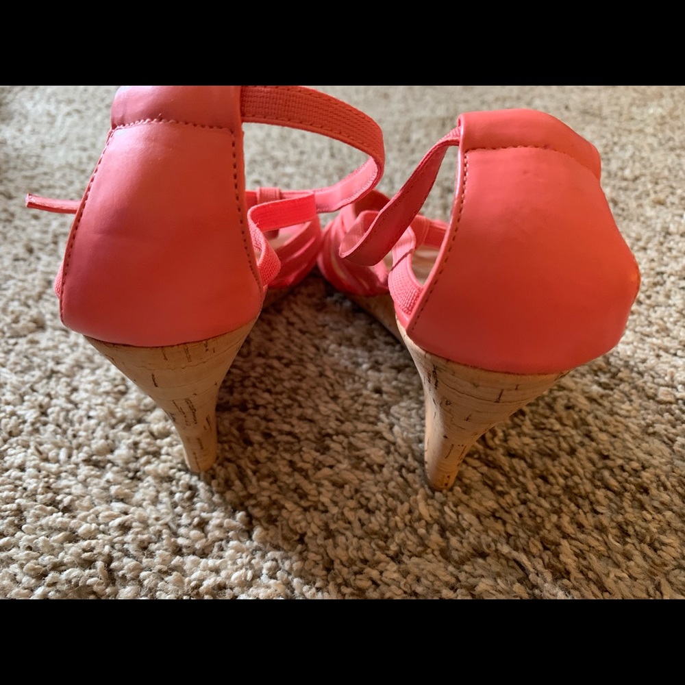 Audrey Brooke sandal - Picture 4 of 5